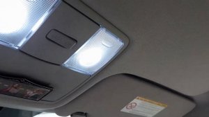 Замена ламп освещения салона Hyundai i 30, Hyundai solaris.