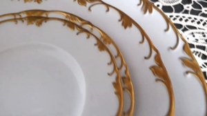 Достался потрясающий столовый сервиз.