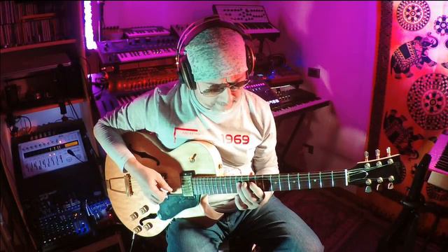 Gibson ES 135 Limited Edition - Demo смотреть онлайн