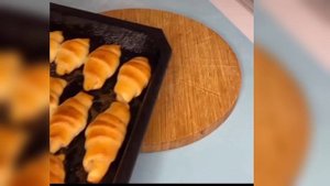 Пышные рогалики с сахаром ?