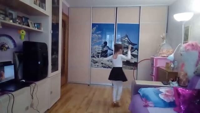 Танцуем дома(1) смотреть онлайн