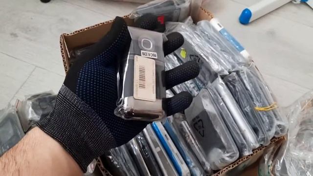 посылка | корпуса для сотовых телефонов смотреть онлайн