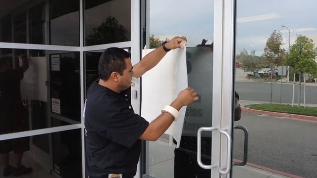 Vinyl Decal Installation Guide - Wet Method смотреть онлайн