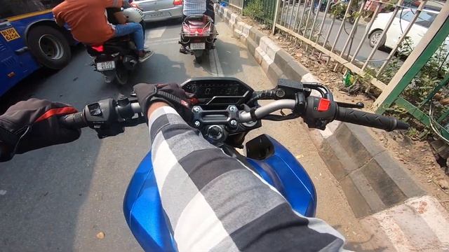 HONDA HORNET 2.0 RIDE REVIEW | इसको लेना चाहिए..?? смотреть онлайн