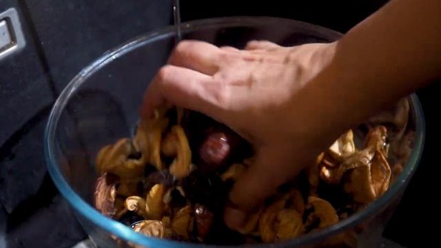 Узвар из сухофруктов смотреть онлайн