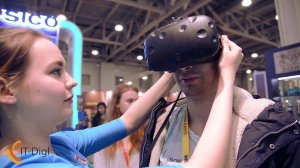 VR