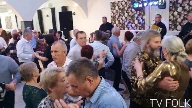 11 listopada potańcówkę U TERESY w Złotym Dworze uświetniła Para Bogumił i Barbara spod Kielc смотреть онлайн