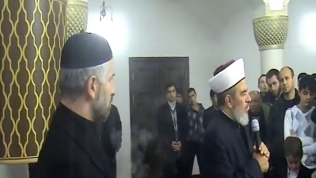 Волос Пророка Мухьаммада, Мир Ему. Киев.15.10.2012г. смотреть онлайн