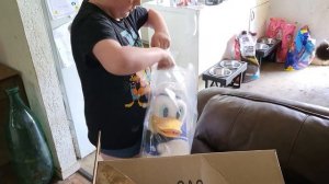 Donald duck puppet unboxing