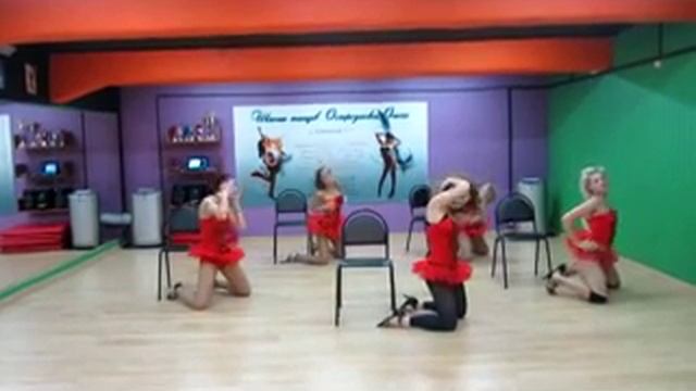 Танец на стуле. Педагог Остроухова Ольга. смотреть онлайн