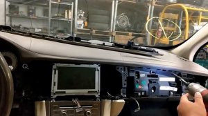 Как снять ЦК и бордачек jaguar xf?