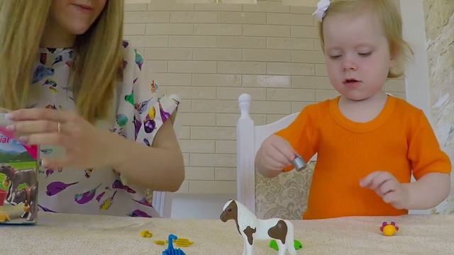 Открываем набор | Распаковка набора для ребенка | Конструктор смотреть онлайн