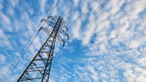 В посёлке Зеленоборск Советского района на четырёхлетнего ребёнка упал столб электропередачи