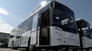 В Новом Уренгое продолжают пополнять автобусный парк экологичным транспортом