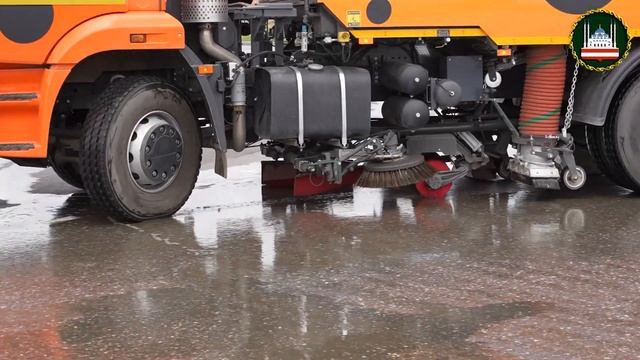 Грозненские улицы моют специальным шампунем смотреть онлайн