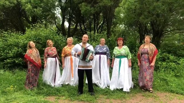 Ансамбль "Русская гармоника" исполняет песню "Чёрная смородина", руководитель Лариса Реброва. смотреть онлайн