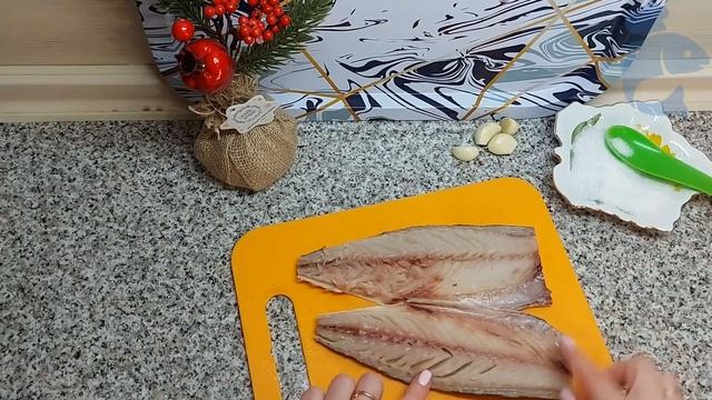 Засолка скумбрии с чесноком