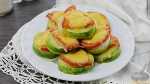 Самое сложное - дождаться запекания.)
КАБАЧКИ С ПОМИДОРАМИ И СЫРОМ