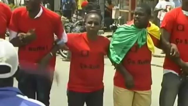 H.S Manifestations du 23 Fév. 2011 Douala.flv смотреть онлайн