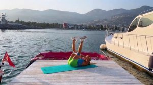 Упражнения с резинкой на все тело за 20 минут для девушек ? Тренировка с резинкой