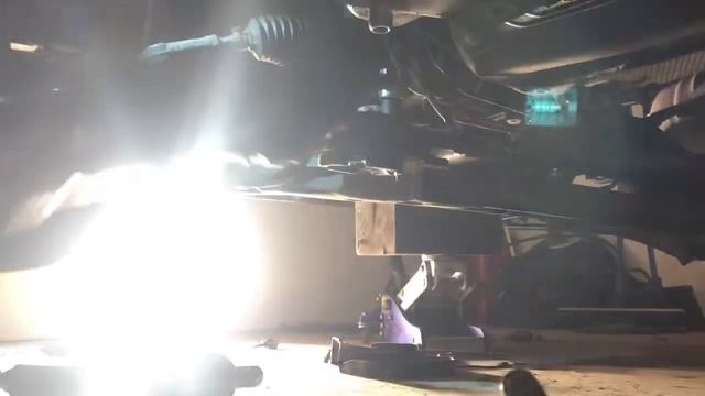 Volvo V70 / XC70 / S60 Front Sway Bar Upgrade смотреть онлайн