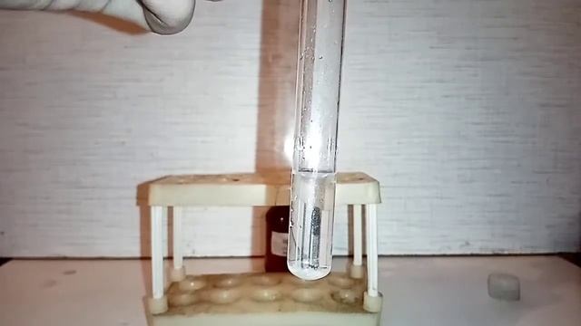 Реакция НИТРАТА СВИНЦА и СУЛЬФАТА МАГНИЯ. Химические опыты дома. Chemical experiment with lead. смотреть онлайн