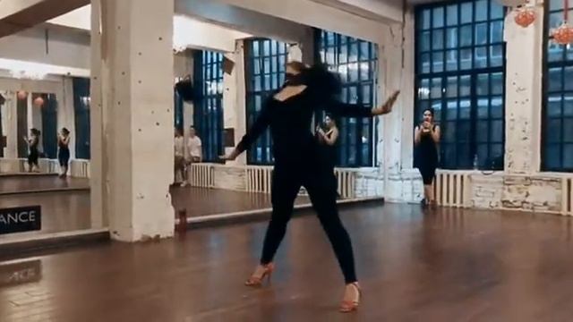 Ladies Day 31.03 Bachata женская техника c Наталией Поддубной