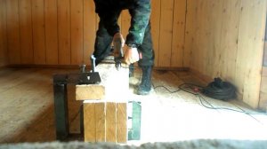 Паз под шпон,  дрелью с фрезой для дверей на баню.