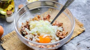 Вкусные котлеты из рыбных консервов