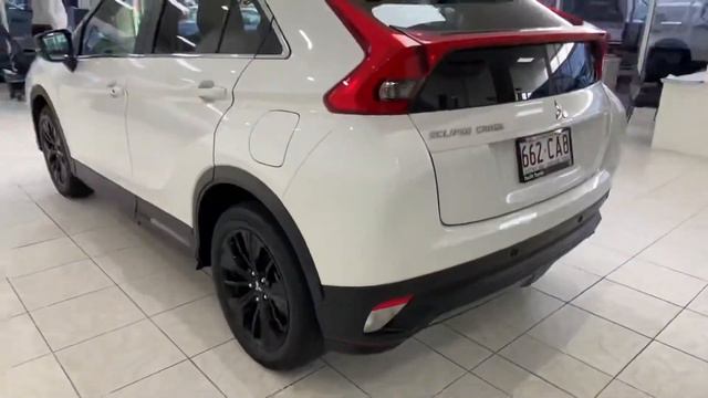 Short Video Presentation of our 2018 Mitsubishi Eclipse Cross Black Edition U025036 смотреть онлайн