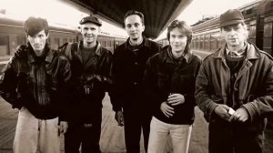 Разные Люди & Чиж – Вечная Молодость (СПб, ДК Пищевиков, 19.09.1993)