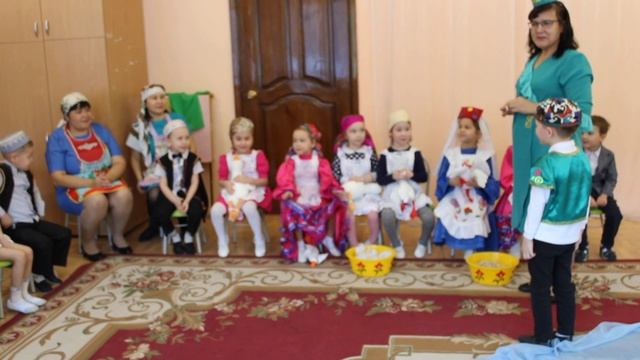 Каз омэсе, Маленькой елочке холодно зимой смотреть онлайн