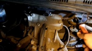 27  Снятие патрубков входного коллектора  на Джили МК