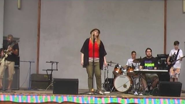 Satelite (Арт Хаос) - дебютний виступ 28.07.2015 року, Арт Пікнік, Рівне, Зеленка