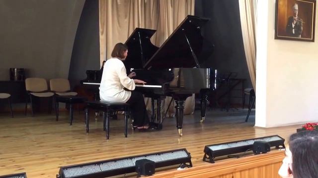 На солнечной стороне улицы. Лилия Пакалюк