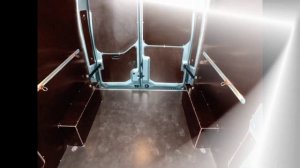 Защита грузового отсека фургона