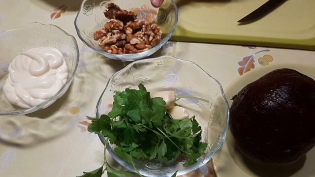 Витаминный салат из свёклы.Быстро, вкусно и полезно. смотреть онлайн