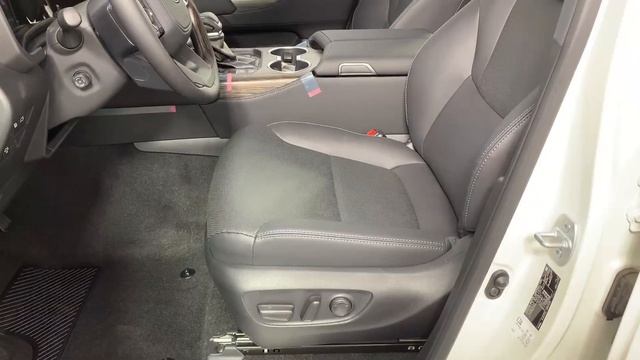TOYOTA LC300 K-71423-P +7(495)154-02-70