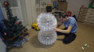 Как сделать снеговик из пластиковых стаканчиков своими руками!!!