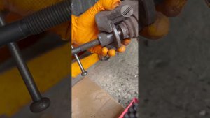 замена дисков и тормозных колодок