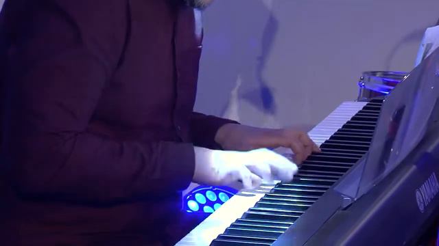 Виктор Пеньковский  "Милостивый Господи" Live