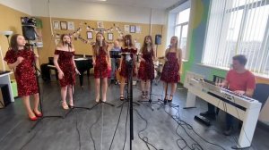 Sony Sisters  -  "Bugle boy"