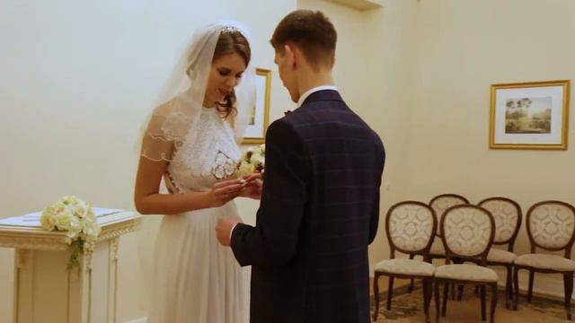 Свадебная церемония во Дворце бракосочетаний №3 в Пушкине.
