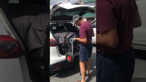 Погрузка лодки в багажник автомобиля