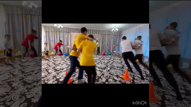 Спортивный праздник "Мама, папа, я- спортивная семья !" смотреть онлайн