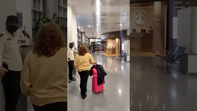 Обзор аэропорта в Абу-Даби и авиакомпании Этихат. смотреть онлайн