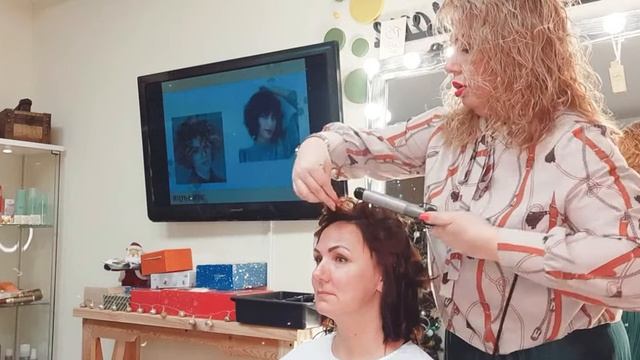 "Новогодняя укладка и макияж за 30 мин" смотреть онлайн