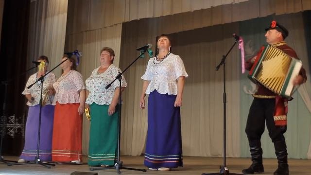Народный ансамбль 