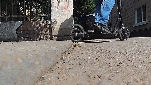 Взгляд на электросамокат Kugoo S2 глазами моноколесника смотреть онлайн