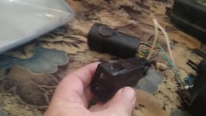 Подключение кнопки коррекции ближнего света на Mazda 6 GG